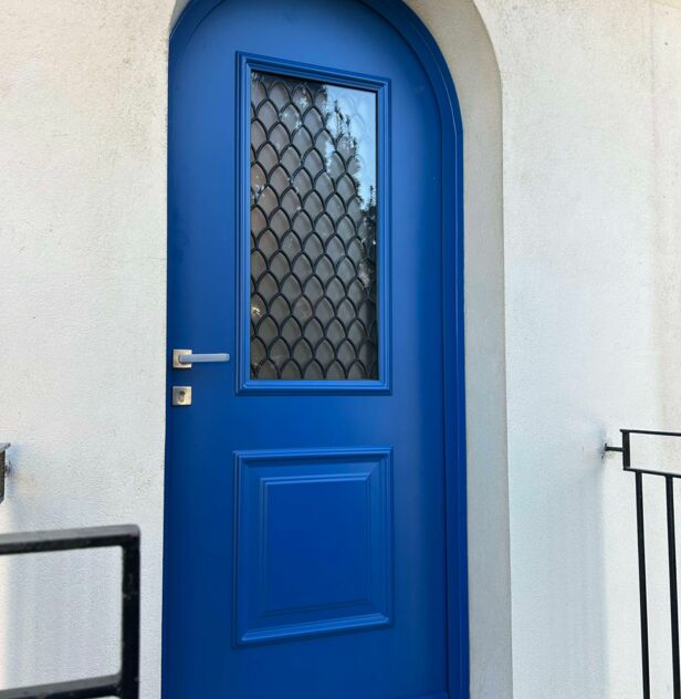 Installation d'une porte d'entrée Divine
